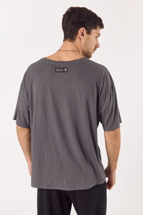 Remera Mc Branka Gris Metal