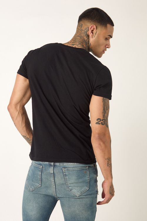 Remera Mc Brinda Negro