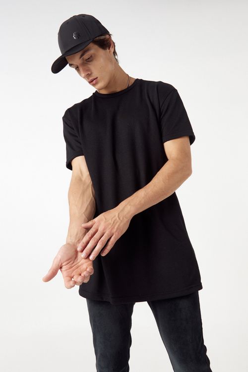 Remera Mc Benedeta Negro