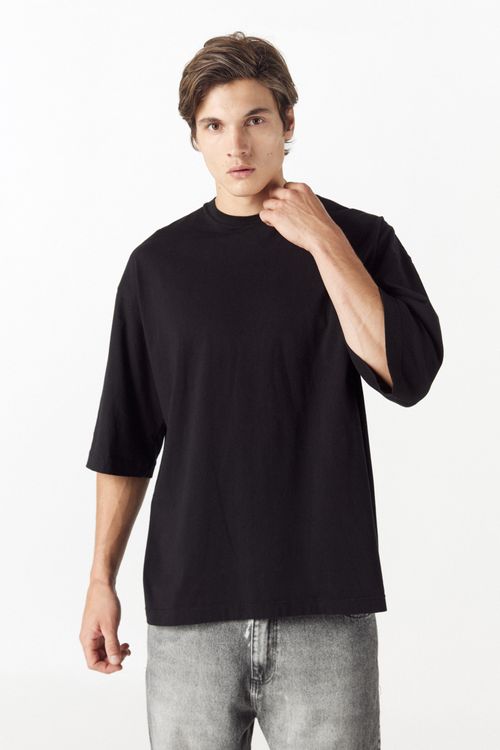 Remera Mc Bonsai Negro