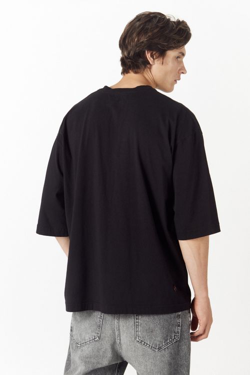 Remera Mc Bonsai Negro