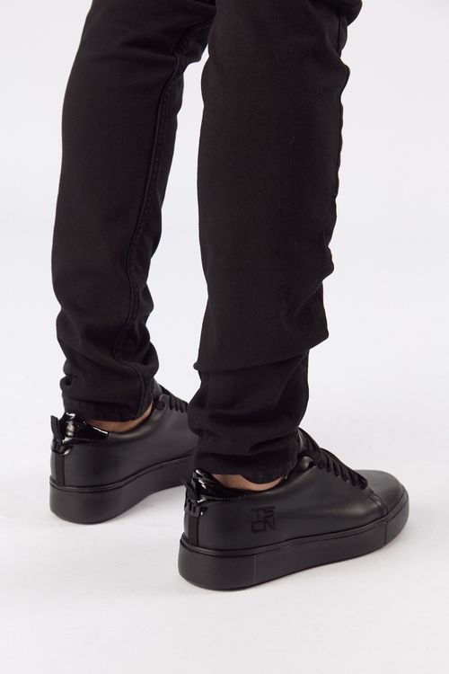 Zapatilla Felicio Negro