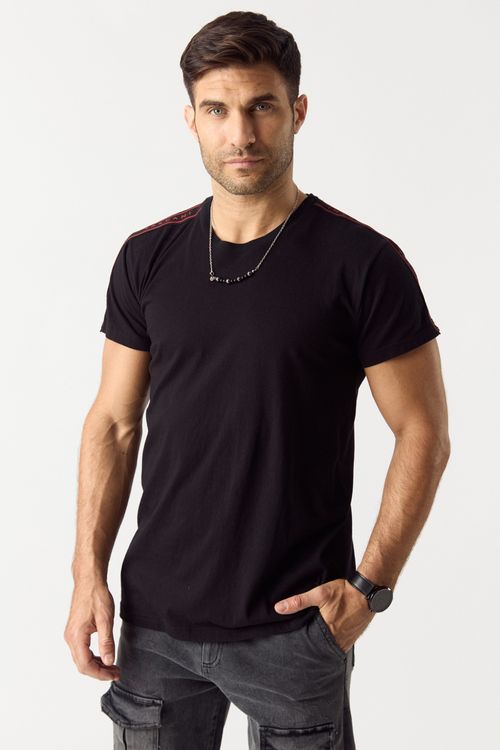 Remera Mc Bohem Negro