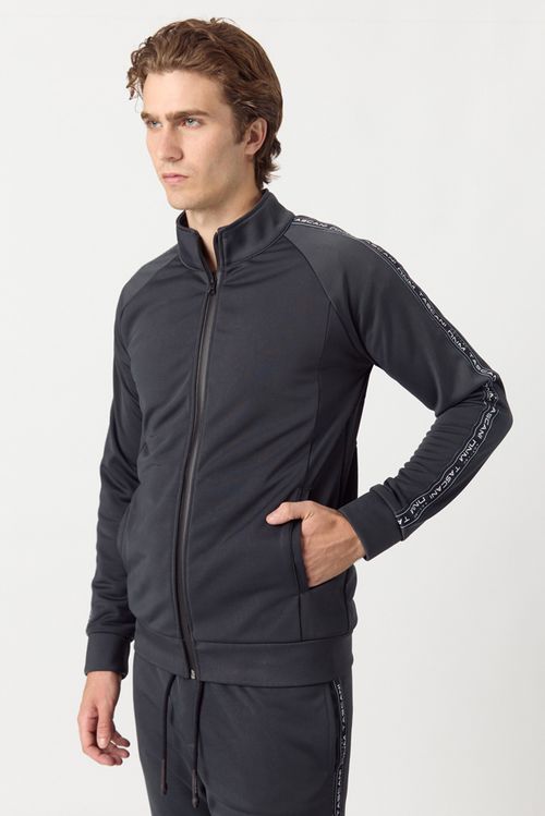 Buzo Cadbury Gris Topo