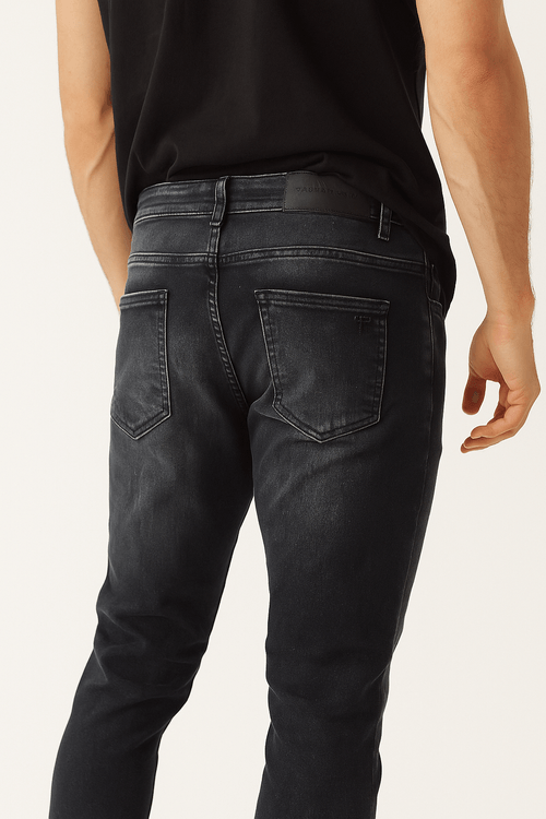 Jean Regular Thames Negro