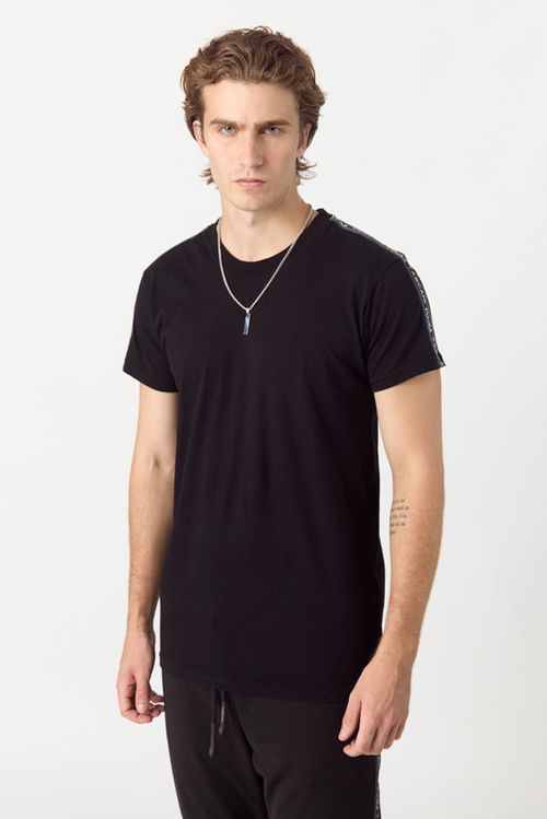 Remera Mc Barol Negro