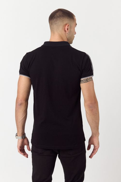 Remera Mc Brou Negro